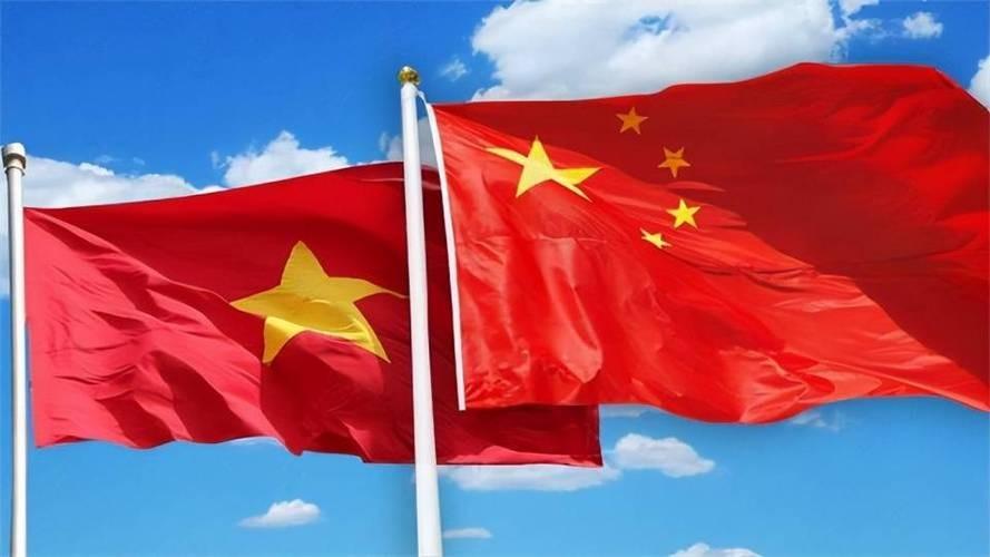 钱流向中国！越南从美国赚1066亿，对华却要花1077亿！

2026年前8个月