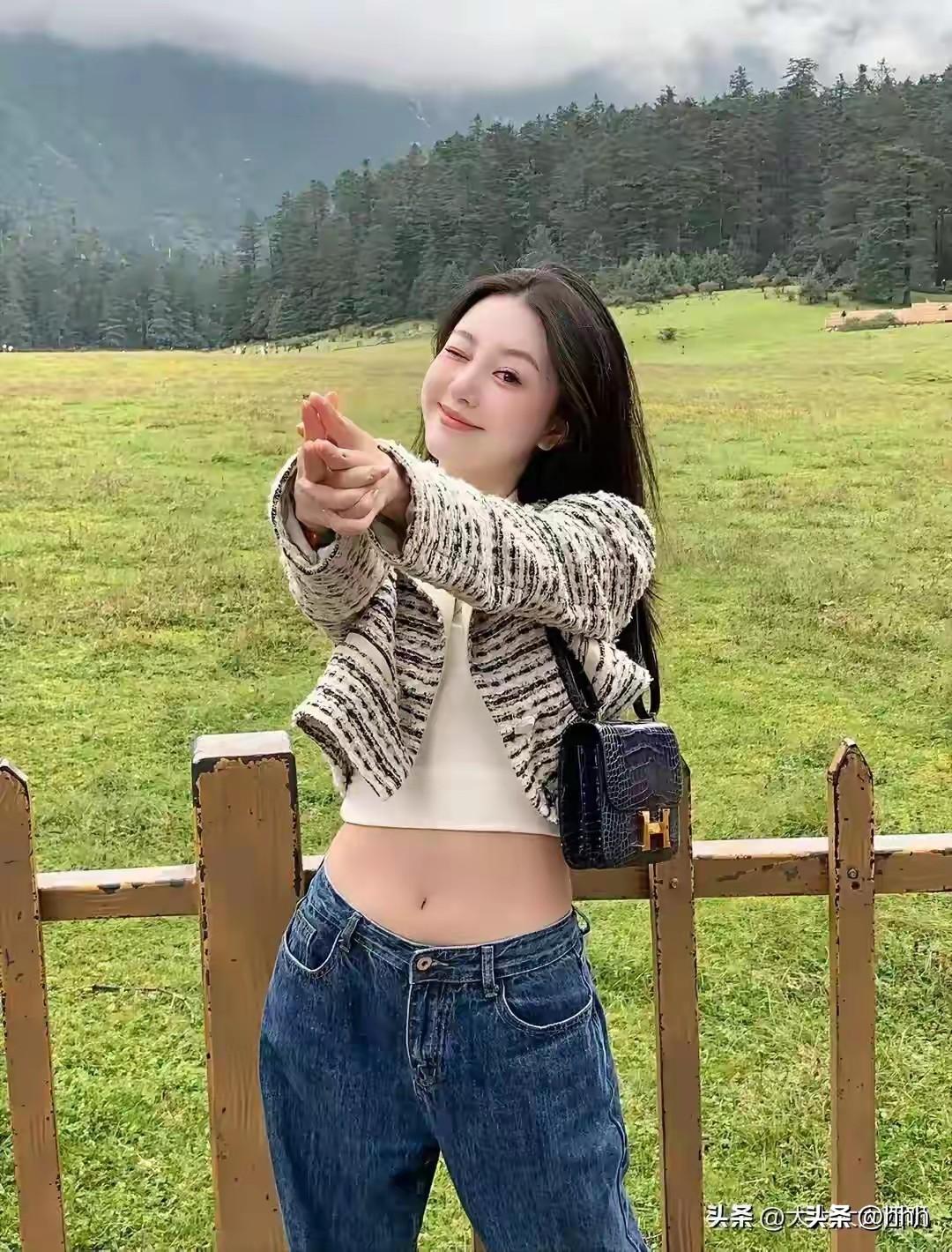 来，小哥哥一起游草原吧1