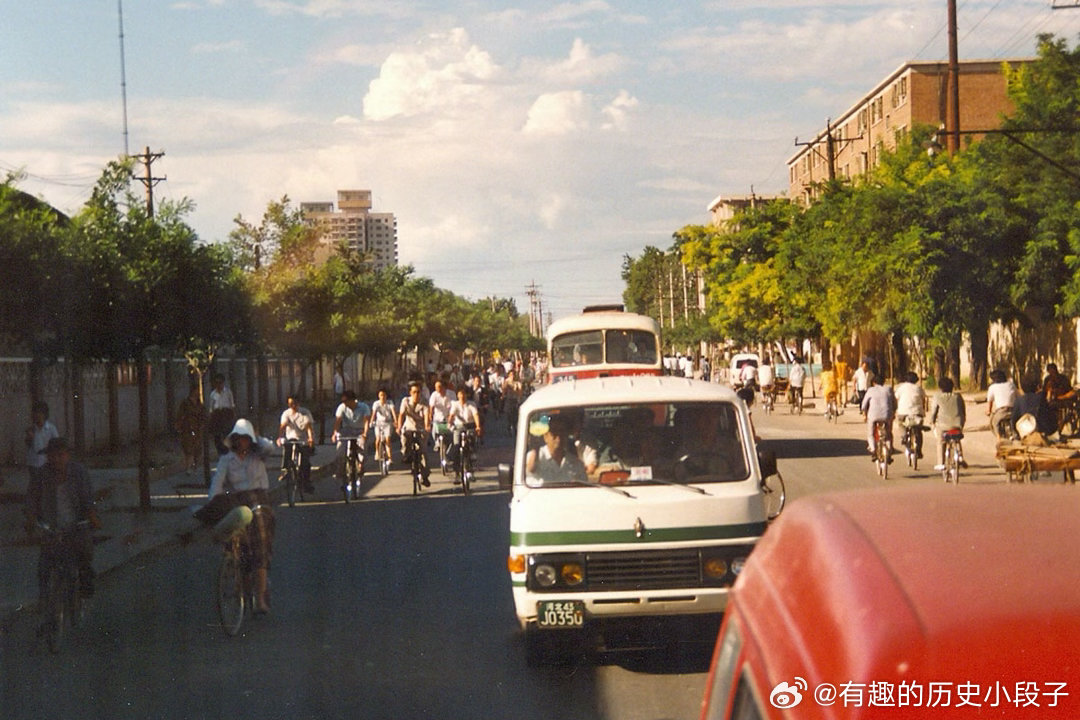 老照片  八十年代北京老照片 