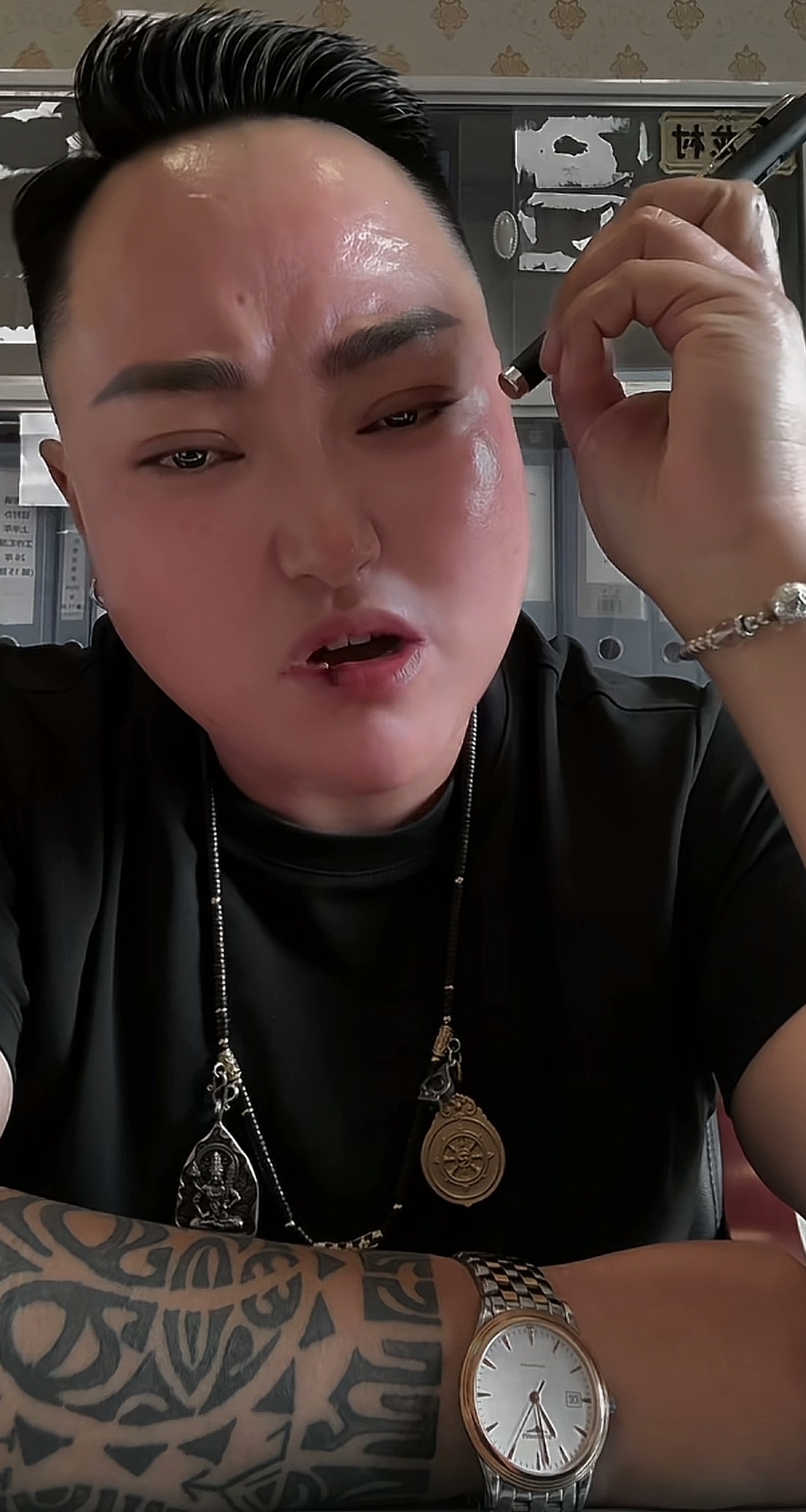 饿了 
