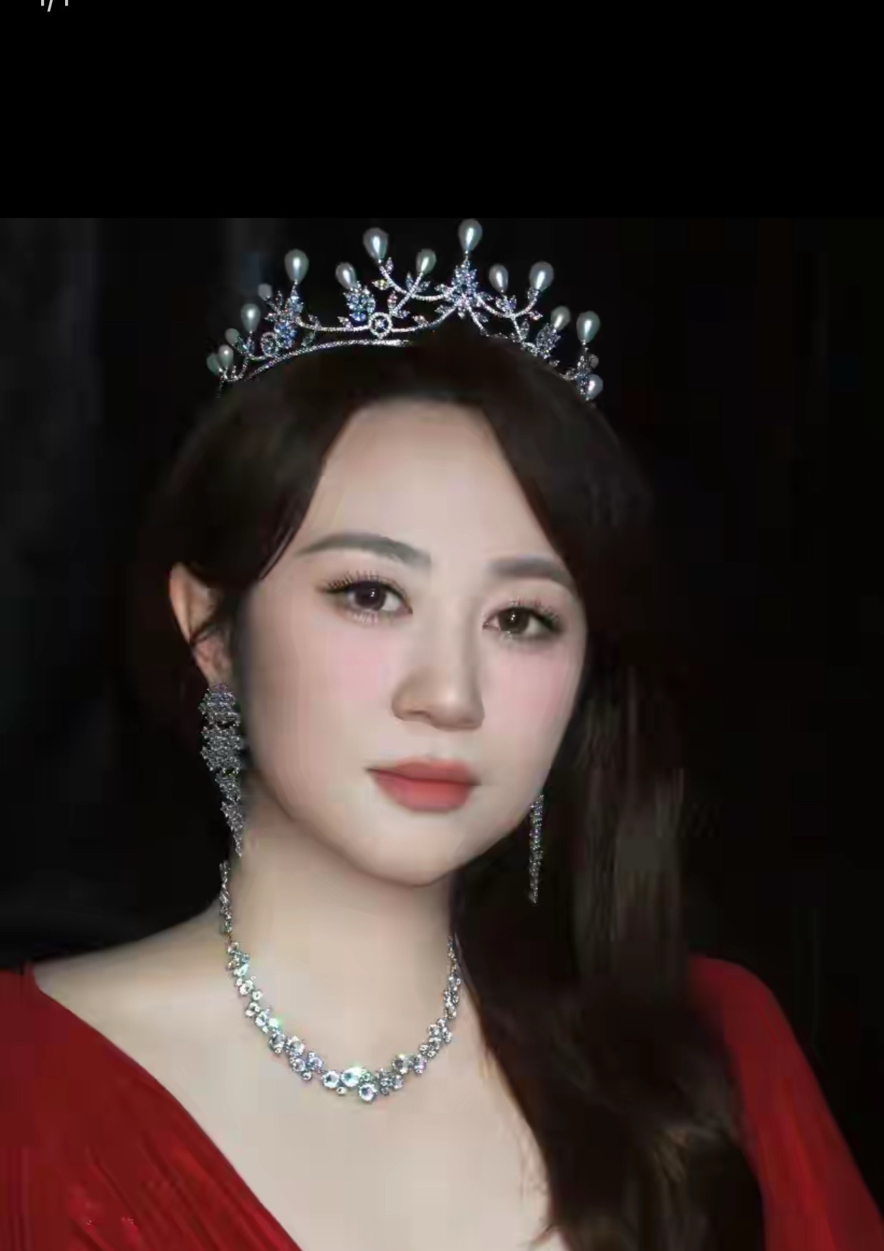 马丽这个妆是王亚飞画的总共花费11.5万可我怎么看怎么违和，这成了沈佳润了12月