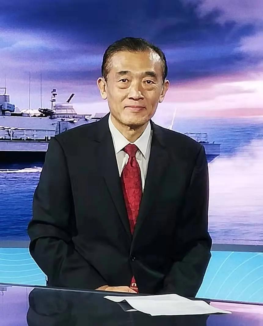 最近看到军事专家曹卫东说的一句话：我没有海外资产，不怕别人抓小辫子。他为什么会讲