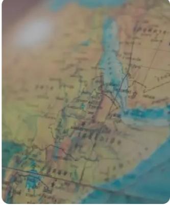 王景治水
自古以来，那条浑黄咆哮的巨龙便盘踞在中原大地的脊梁之上。它既是孕育华夏