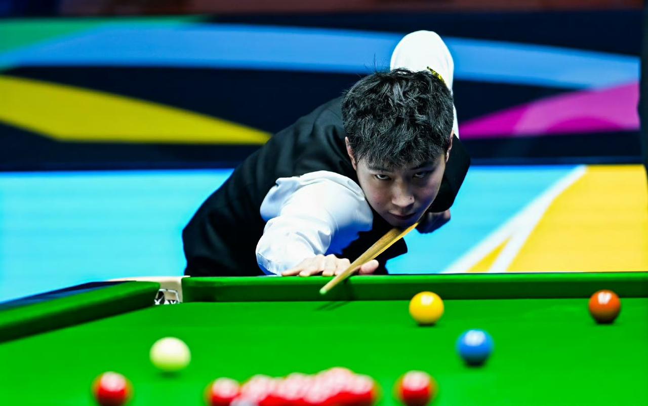 虽然赵心童6-3战胜范争一晋级国锦赛32强，但赢得也够惊险的，如果不是对手几次低