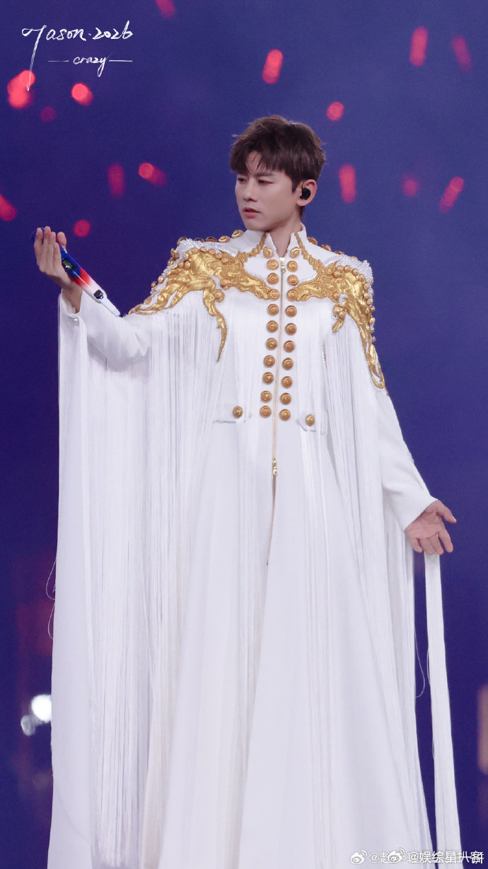 张杰鸟巢花车游行第一视角 JZ2026专列浪漫启航，张杰暖心陪伴，这才是演唱会该