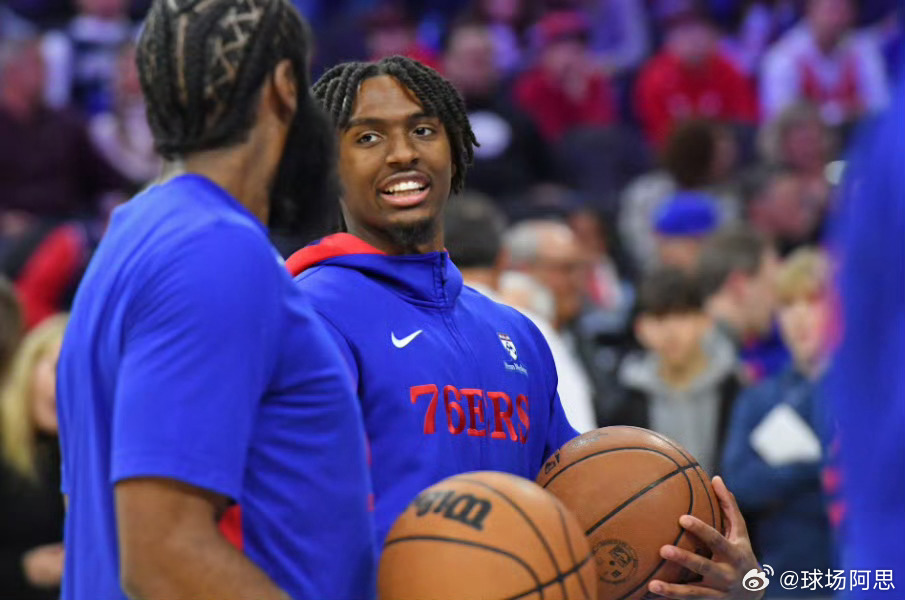 昨日NBA常规赛，76人110-108险胜快船，马克西接受了媒体采访。谈到哈登，