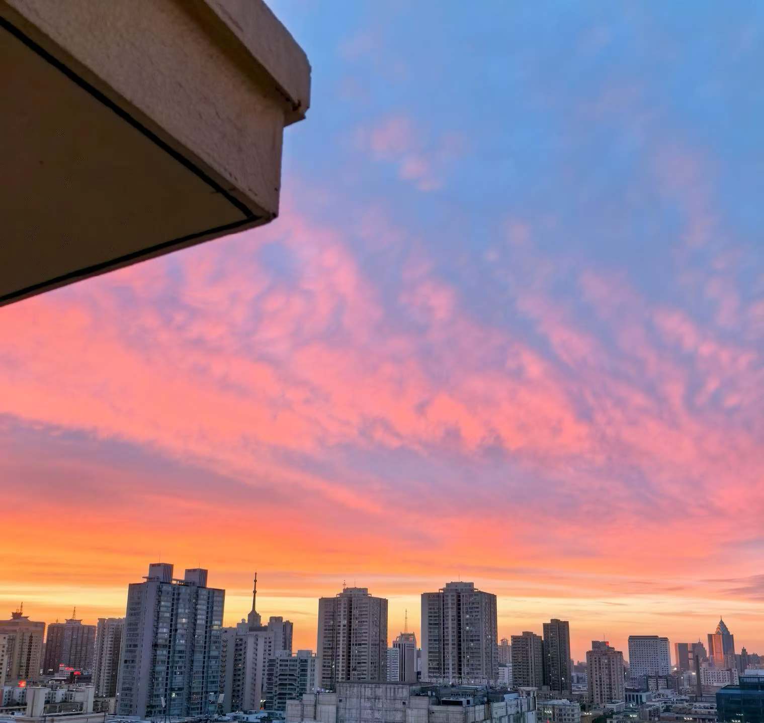 幸福的一天有着最美的晚霞 