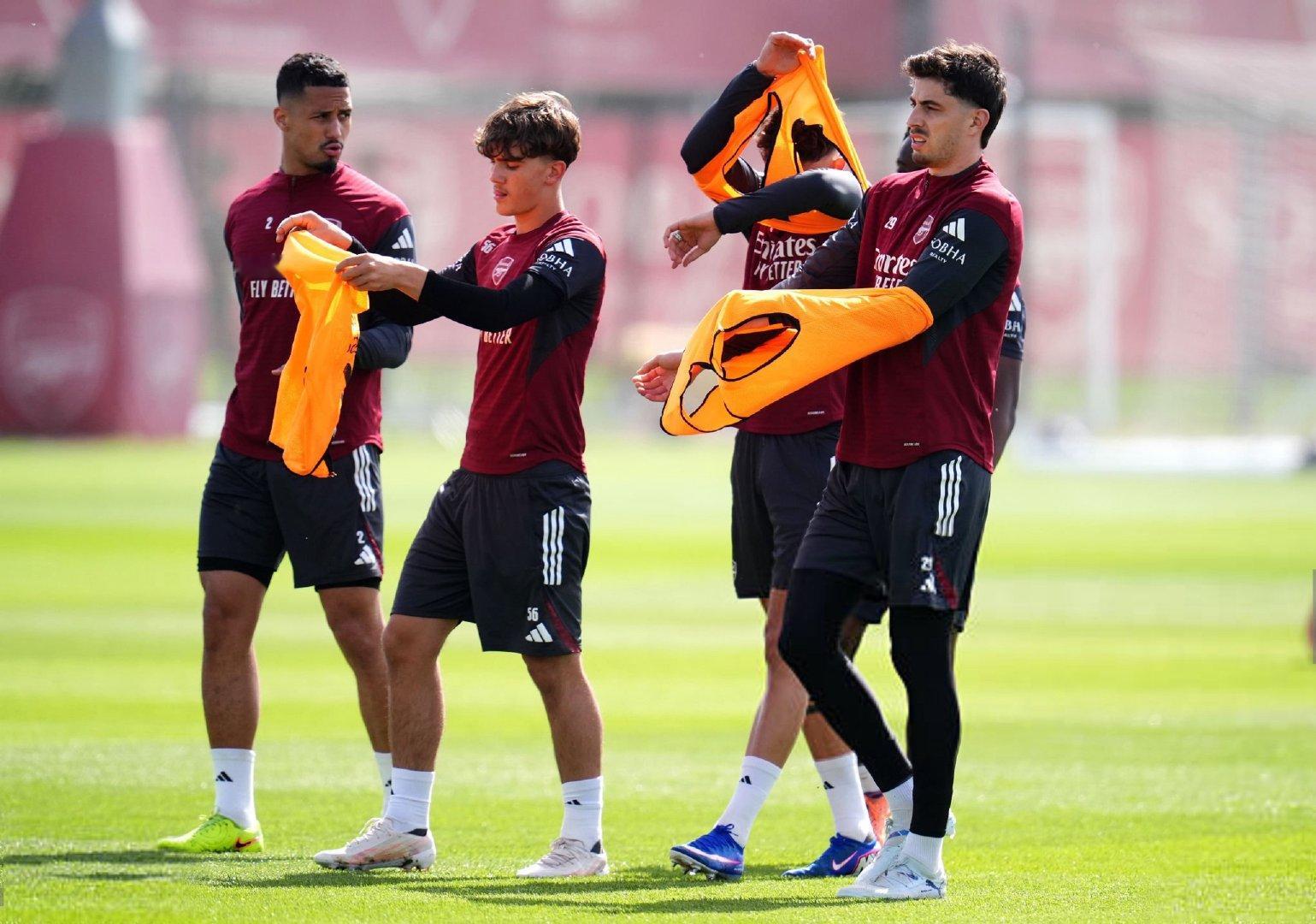 训练备战与葡萄牙体育的比赛！欧冠 阿森纳vs葡萄牙体育 阿森纳