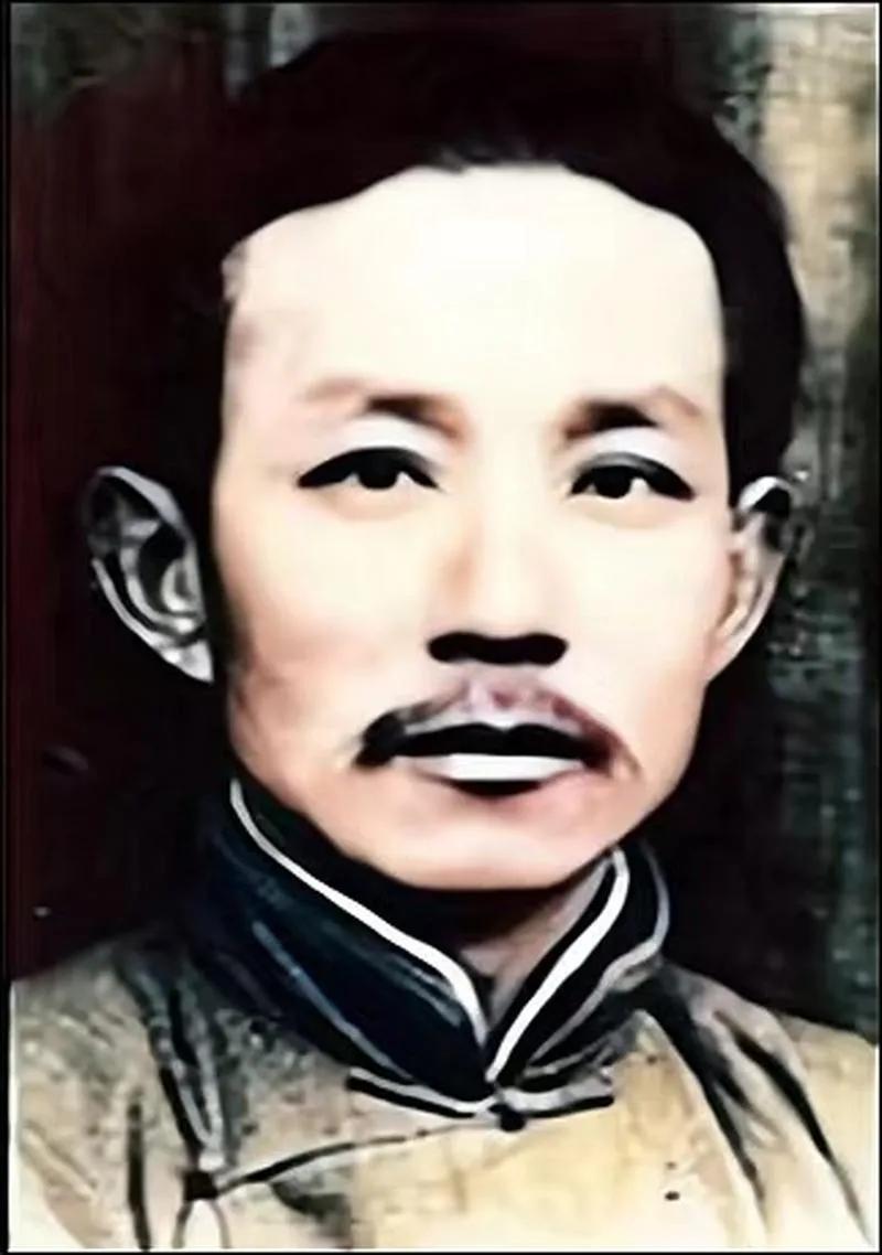 1943年，新四军团长汤景延“投诚”，打死3名战士后，又带着600多人投敌，有人