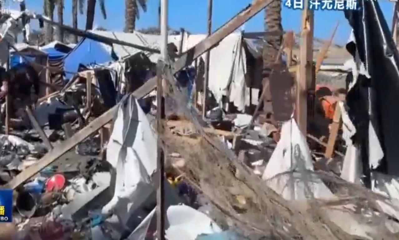 巴勒斯坦方面称，加沙地带多地遭以色列军队袭击，已造成24人死亡。画面中，汗尤尼斯