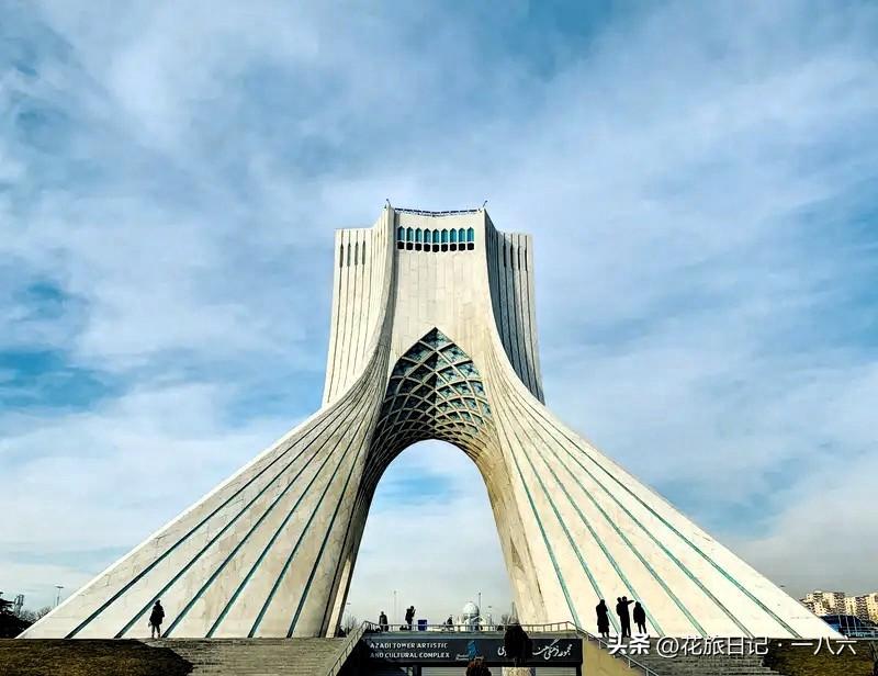 央视4·22突发！伊朗摊牌：停火只是暂时，战争远未结束！
 
央视新闻4月22日