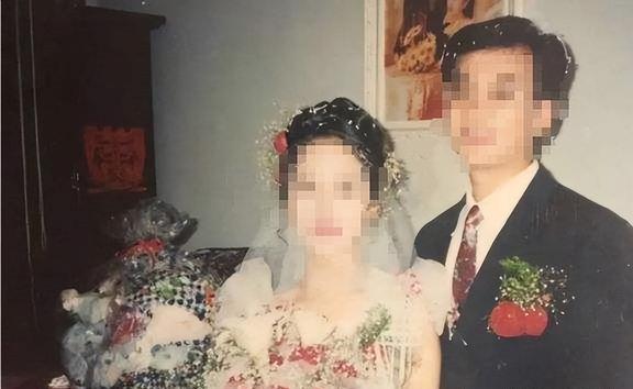 1999年，河北一26岁男子外出打工，从此人间蒸发，19年后家中旱厕改造，却意外