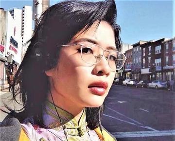 “反华妖女”许可馨，回国后叫嚣无人敢动她，如今下场简直大快人心！这件事隔了几年再