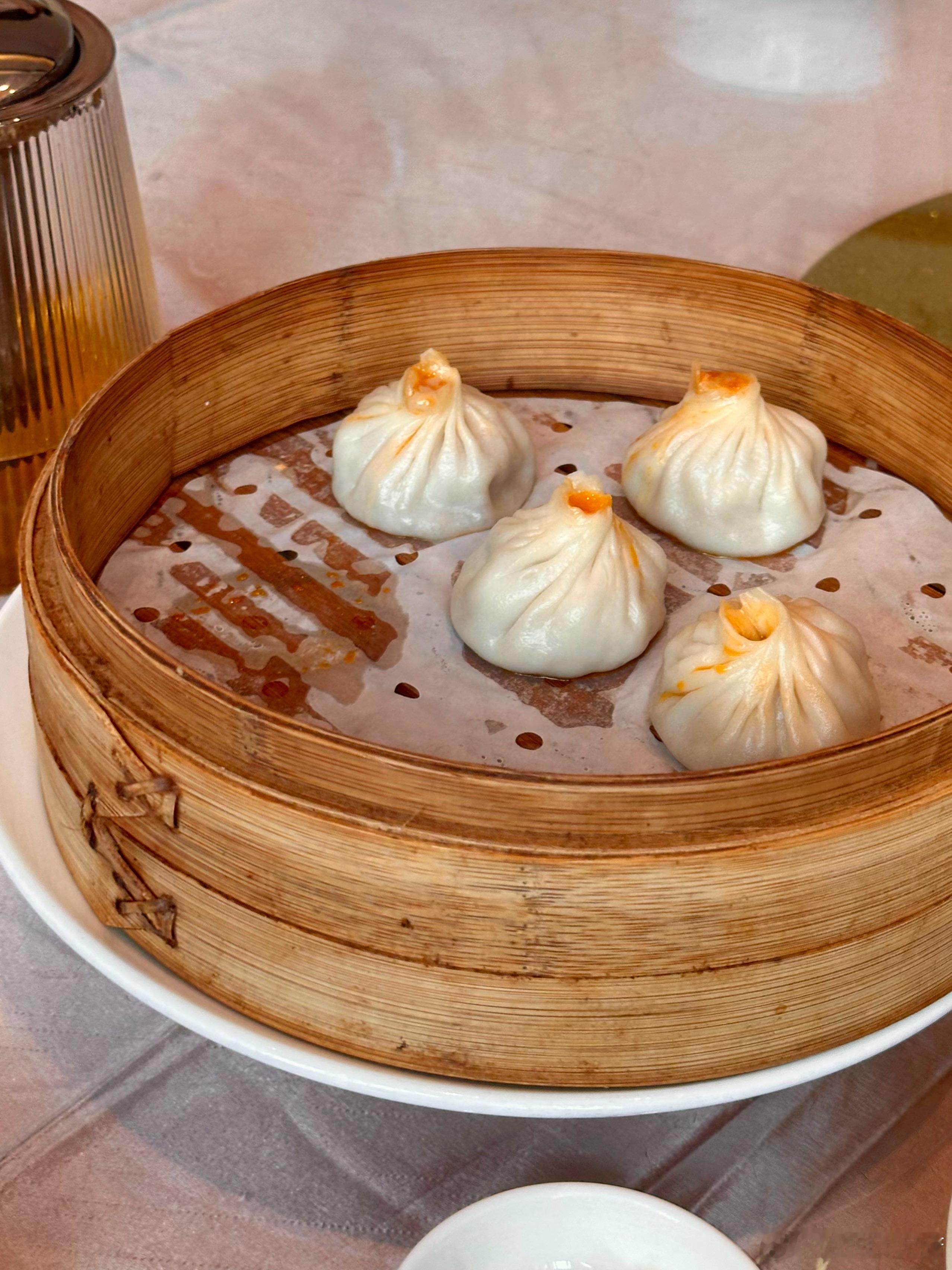 来泰州参加朋友的婚礼 久违的被爱狠狠击中 平凡家庭也有自己的踏实安逸 要幸福！❤