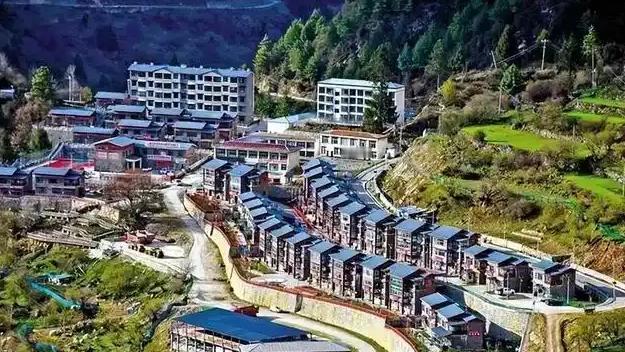 藏南现在最棘手的问题  不是印度在边境修了几条路、移了多少民。
 
而是它硬生生