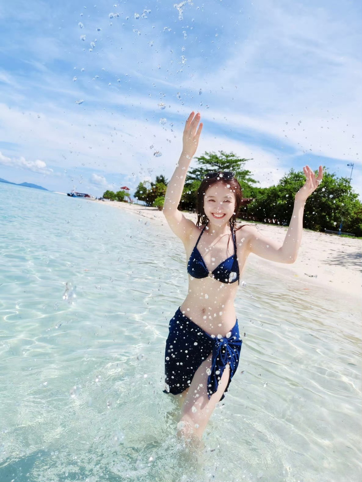 我们在海岛热恋