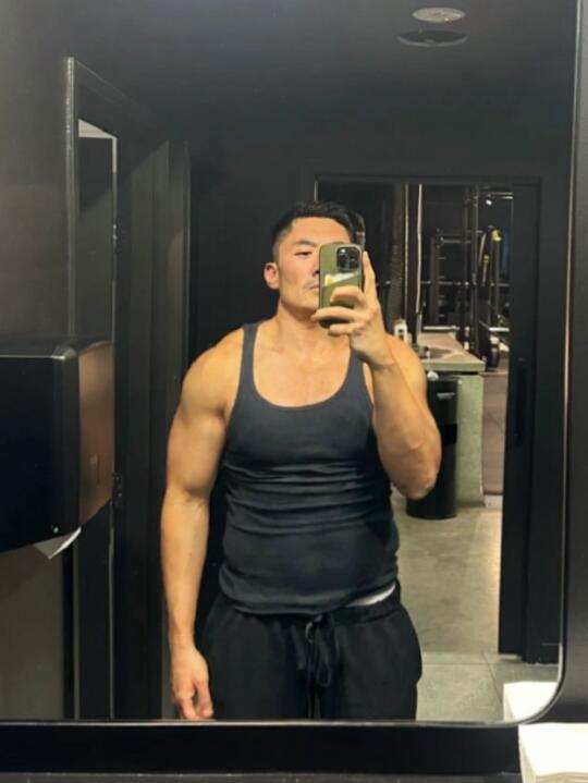 每天教12节课也不能耽误自己的训练