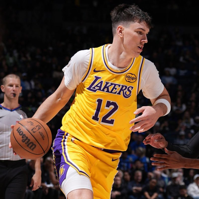 新赛季前五场比赛后，湖人三分命中率31.9%，联盟倒数第4。去年同期为35.1%