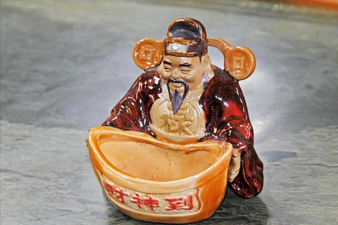“十五做三事，财源进家门”，九月十五啥日子？3事分别指啥？
九月十五是财神的生日