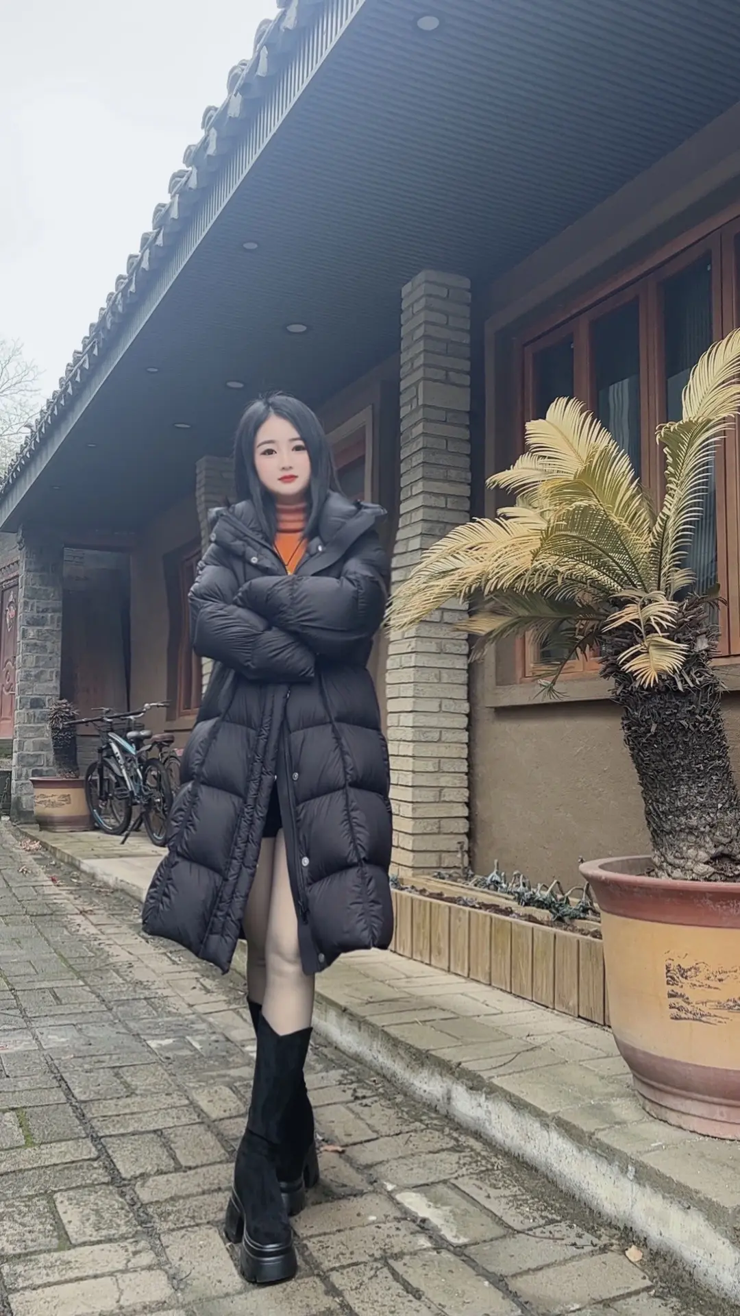 别在这个冬把我给丢下，熬过了风雪熬过了冬天，偏偏我熬不过这场思念，熬过...