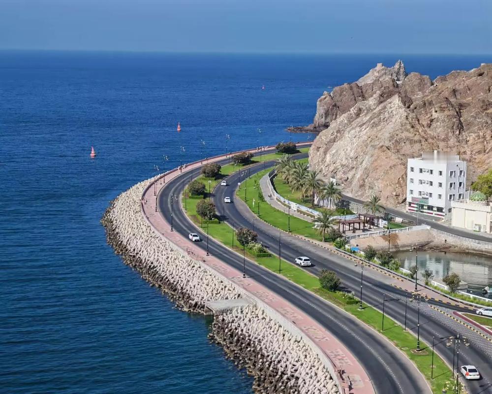 波斯湾战意再起？俄军对乌已经“意兴阑珊”？
2026年5月16日，乌克兰局势再度