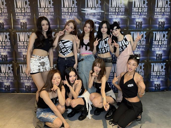 TWICE朴志效将离开JYP 从漫长练习生到TWICE队长，朴志效告别JYP开启