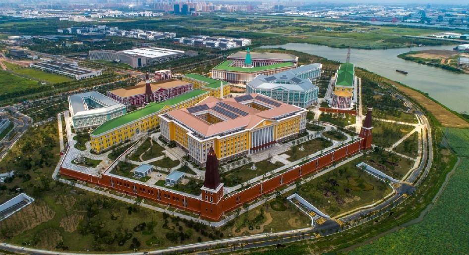 华为果然遥遥领先

不得不说，华为真的对欧式建筑很感兴趣，比如华为松山湖欧洲小镇