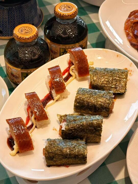 三里屯新开的！烤鸭界的黑马，快冲！