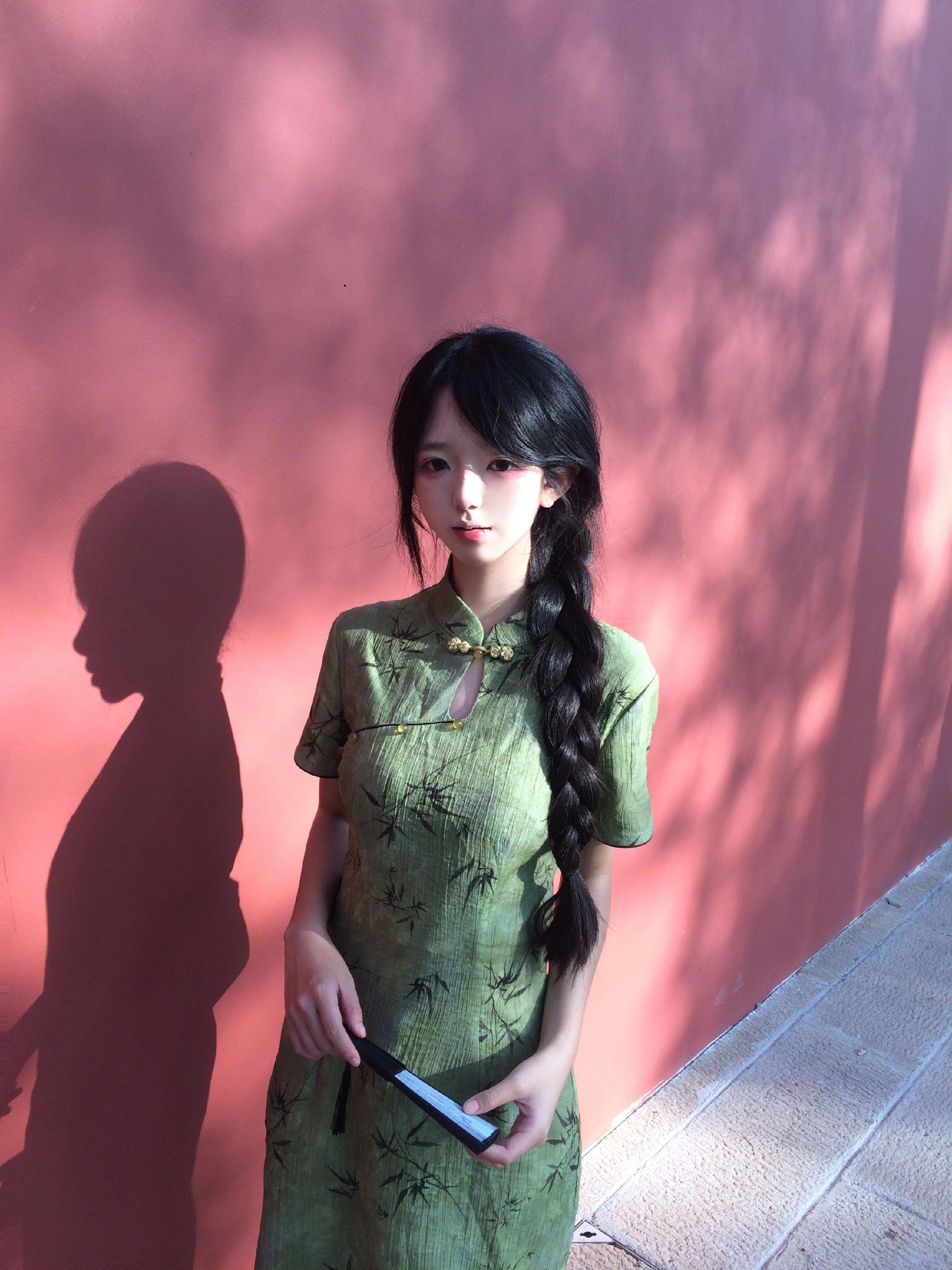 感我此言良久立。