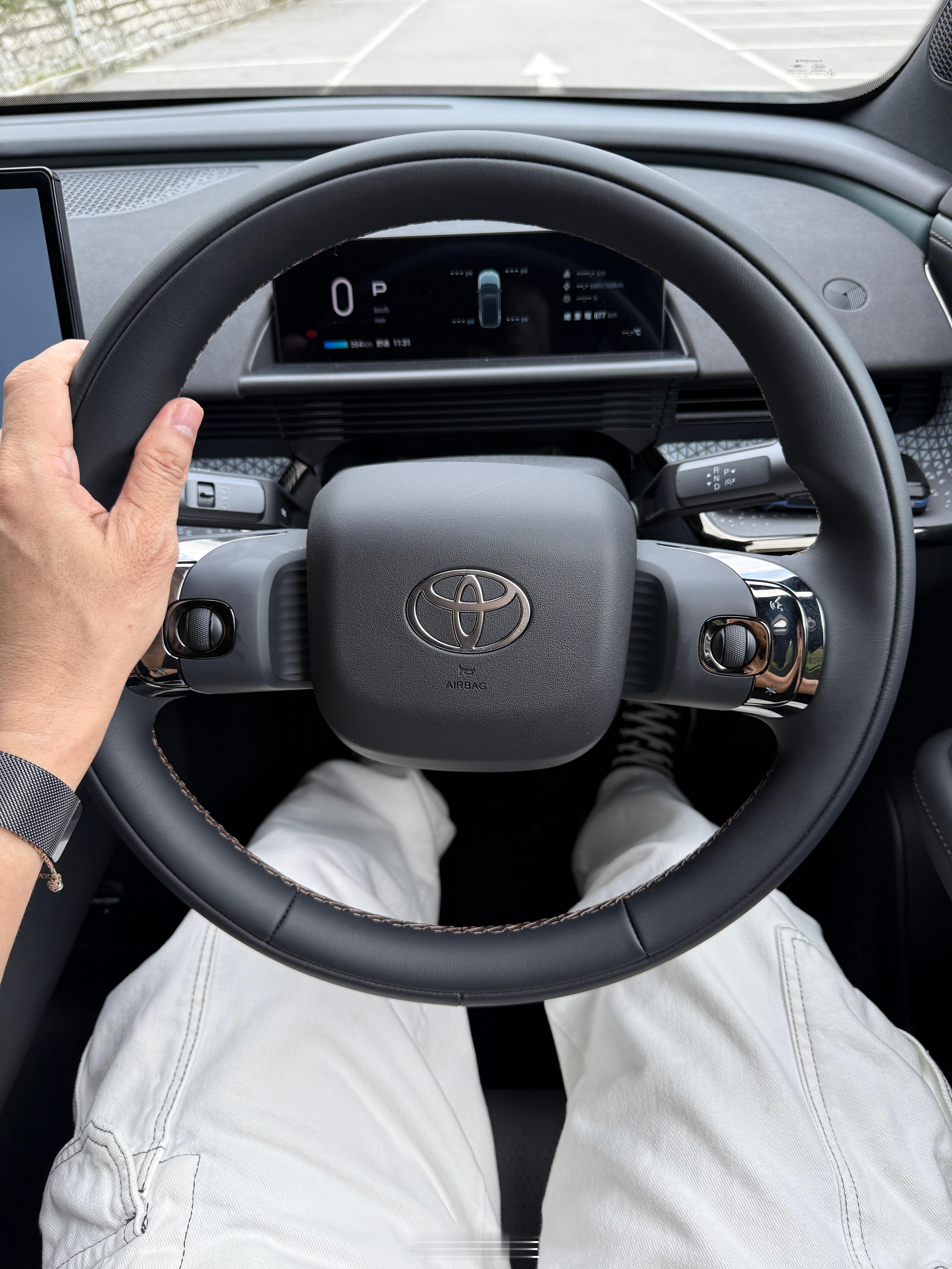 終於試了港版右軚車 ​​​