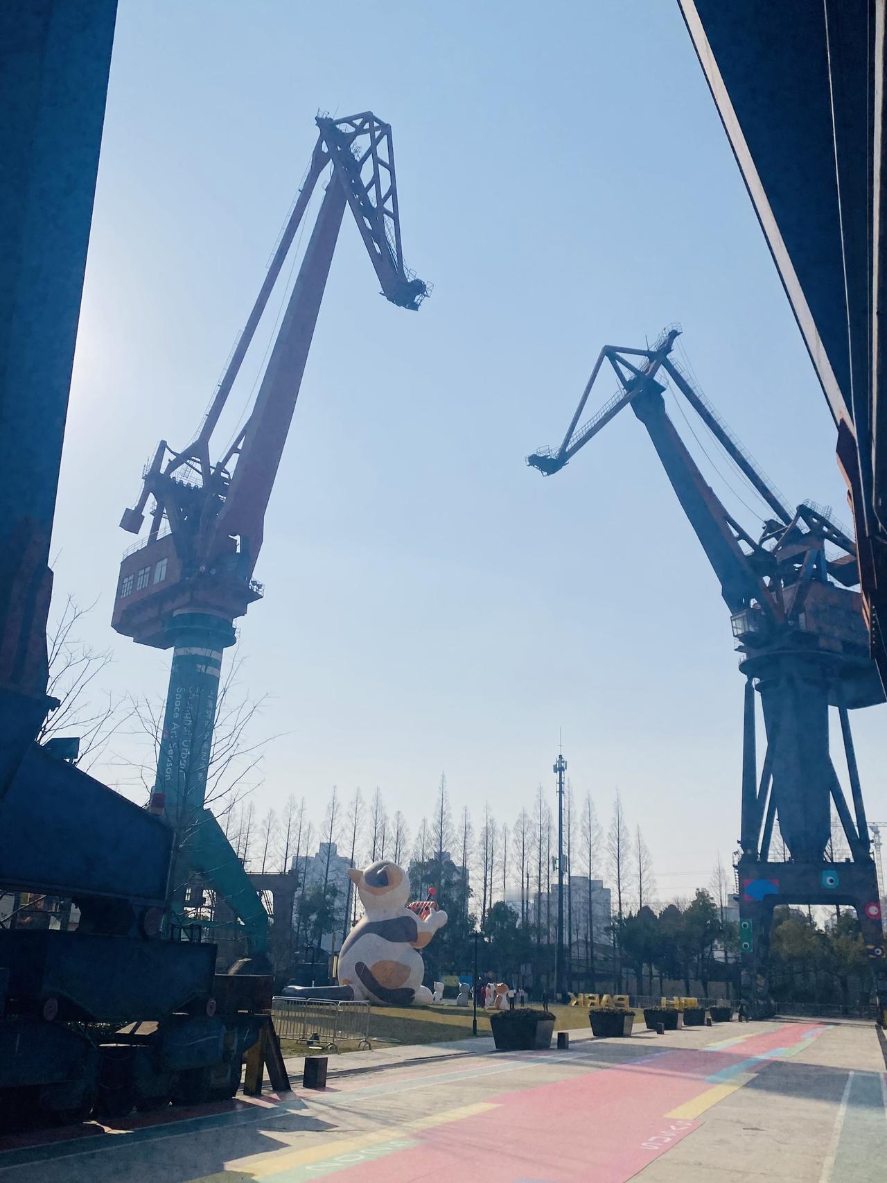 猜猜这是哪里的旧厂房改造项目？