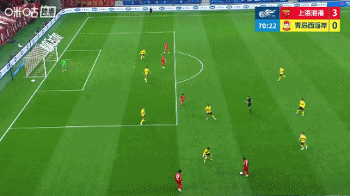 一上场就进球，武磊时隔302天后终于再破门！

上海海港主场对阵青岛西海岸！
