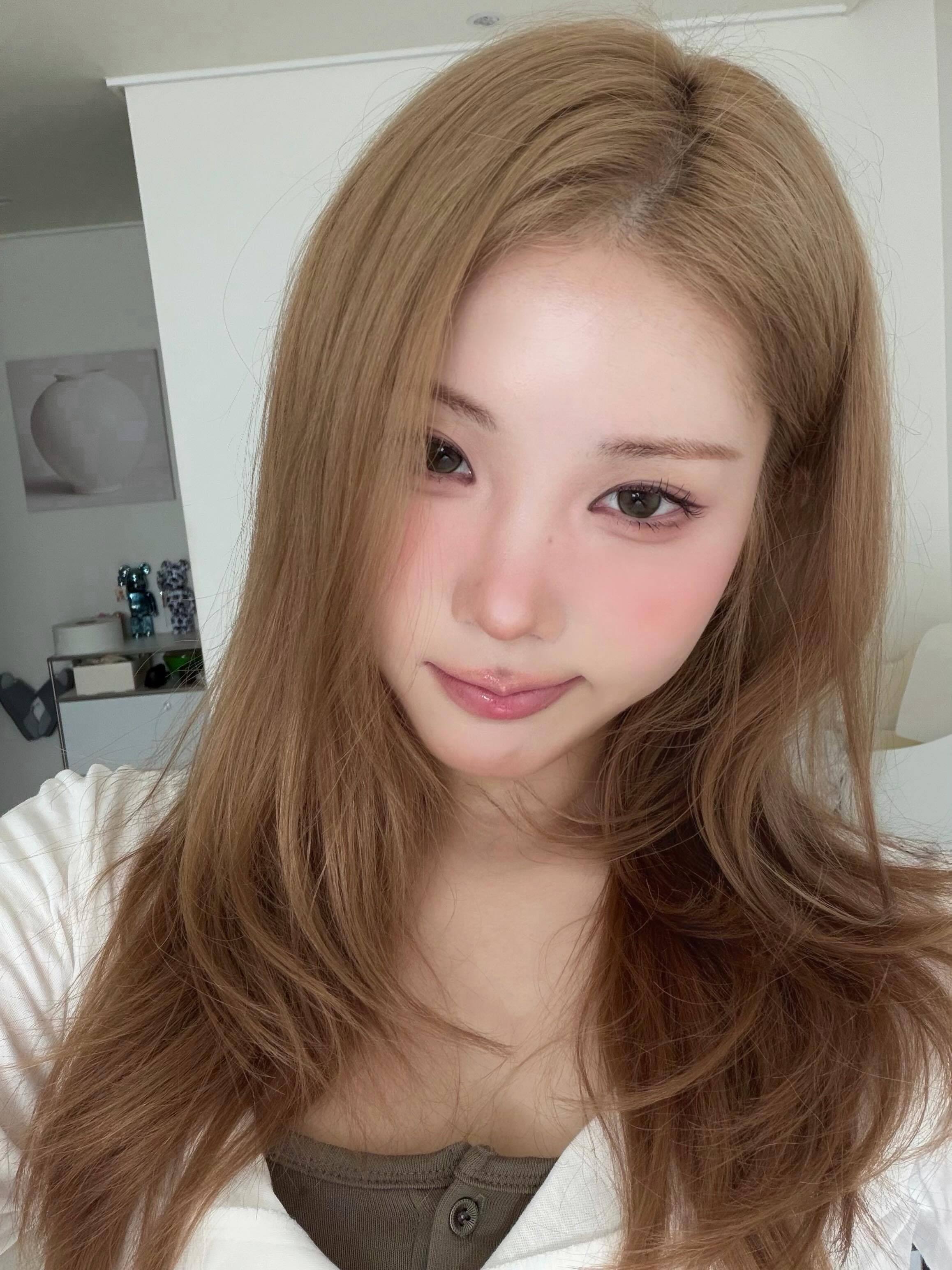 李採映 ins更新 