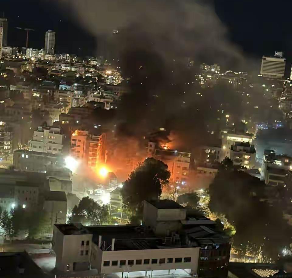 伊朗公布导弹击中以军总参谋部的视频。

伊朗目前战损缺失严重，高层多位被斩首，这