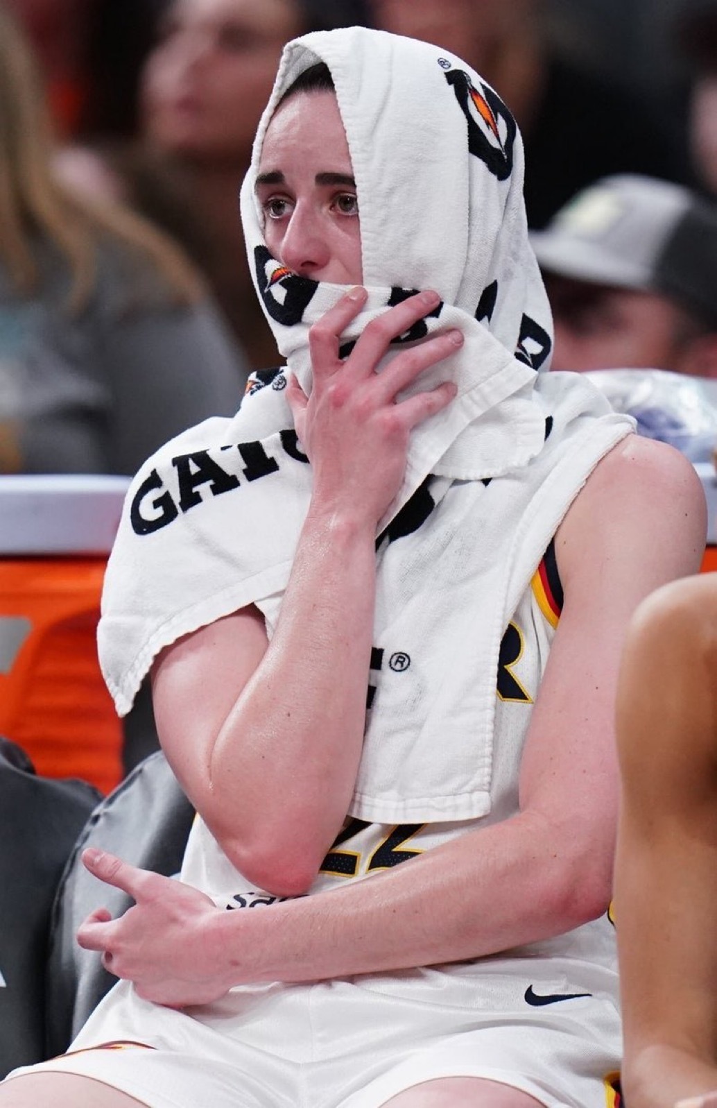 凯特琳·克拉克（腹股沟）宣布她将缺席 2025 年 WNBA 赛季的剩余比赛。 