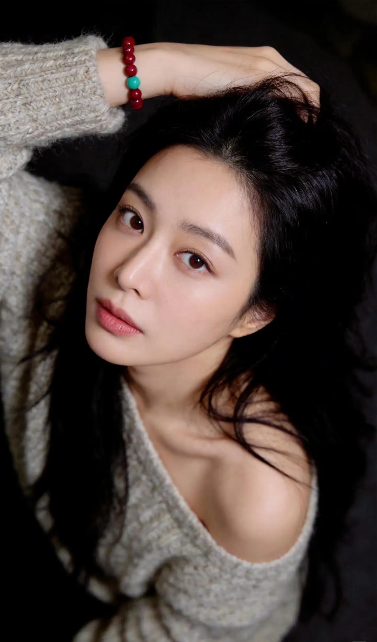 红绿手链，甜美优雅。