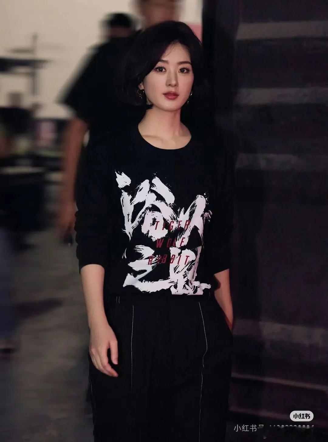 丽颖的气质是不是也飞升了？ ​​​