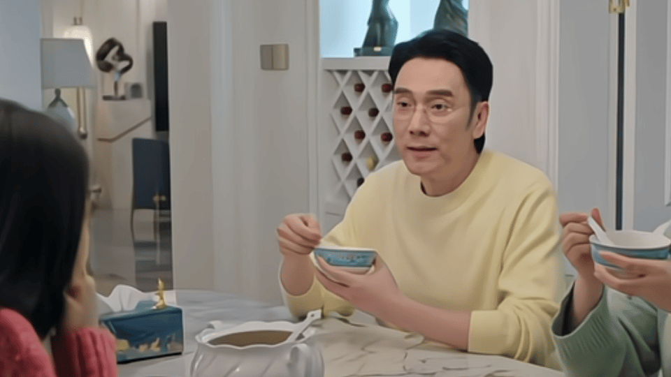 以为是林依轮 还真是林依轮 追剧时看到姜平，差点以为是林依轮来客串，结果真的是他