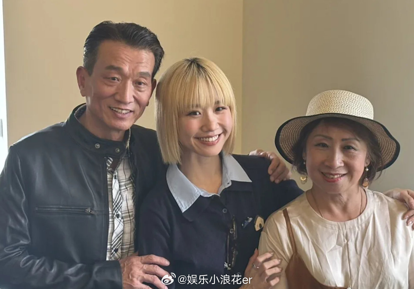 lulu爸妈回应女儿结婚lulu爸妈说相信陈汉典会好好疼女儿 11日，陈汉典lu