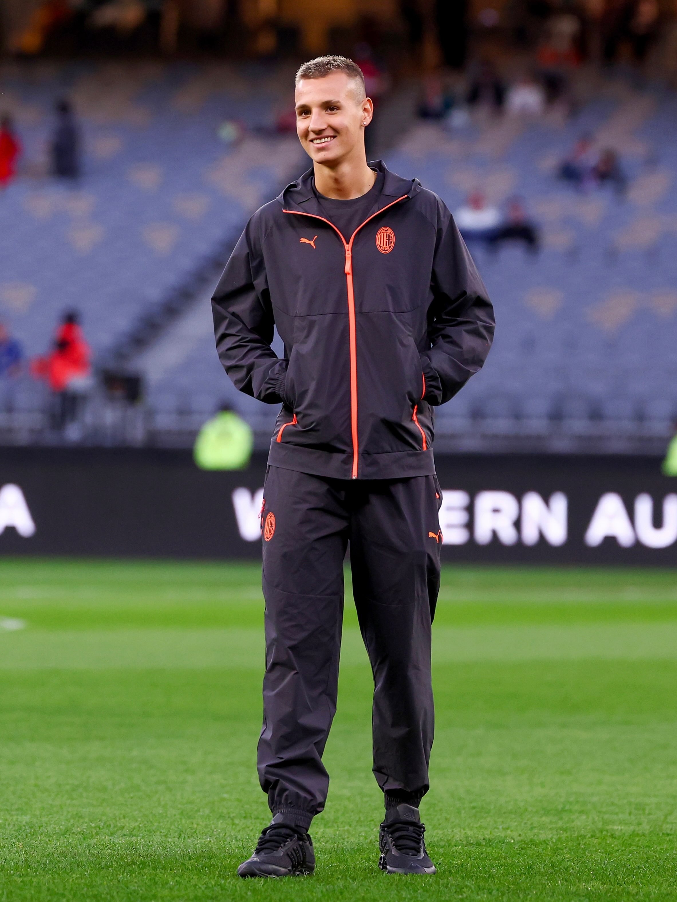 【卡马尔达🇮🇹】 ❤️🖤.sempremilan
