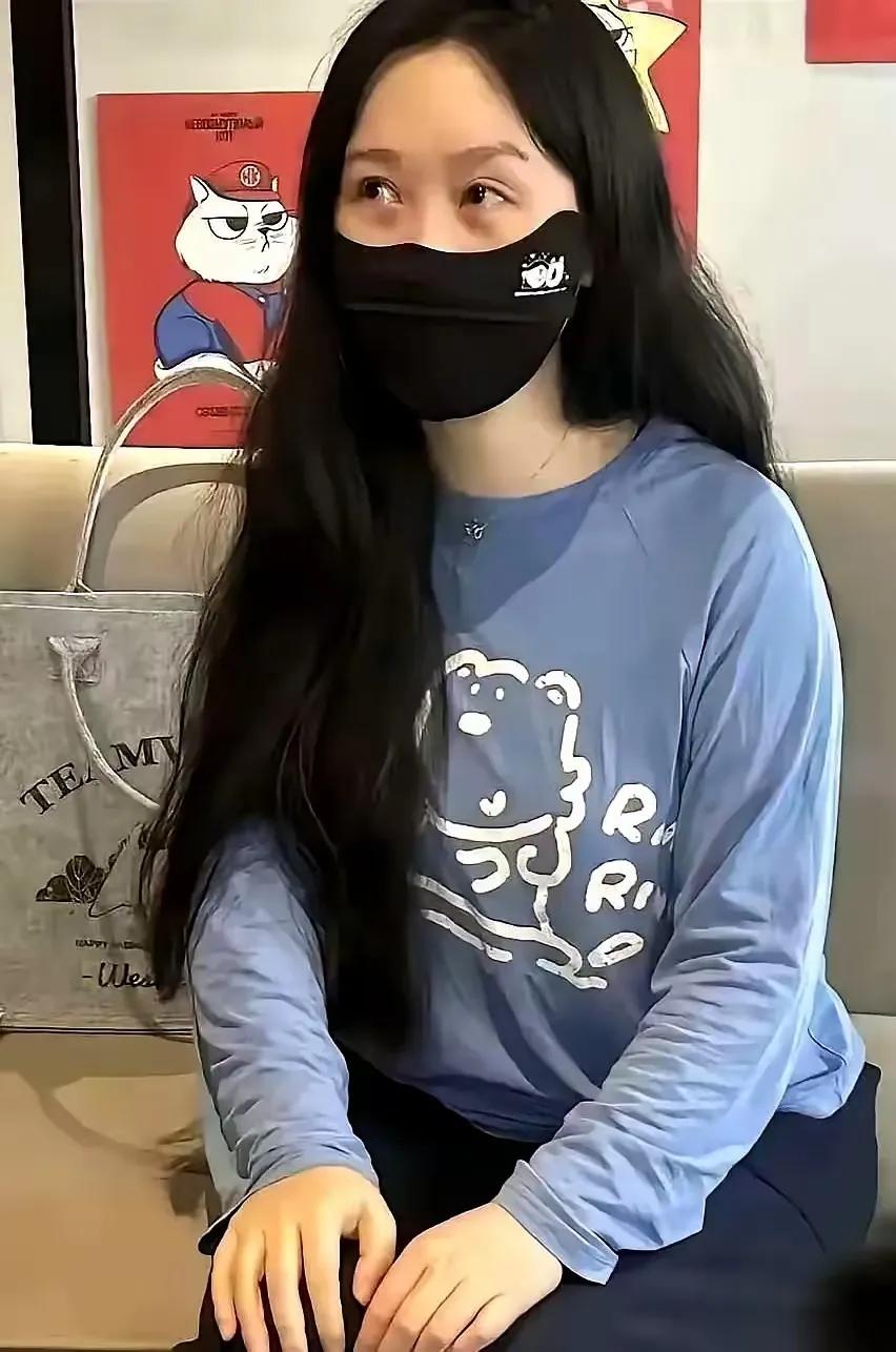 北京小区投毒案闹得沸沸扬扬，11只宠物犬无辜丧命，说到底哪是人和狗的矛盾，是没规