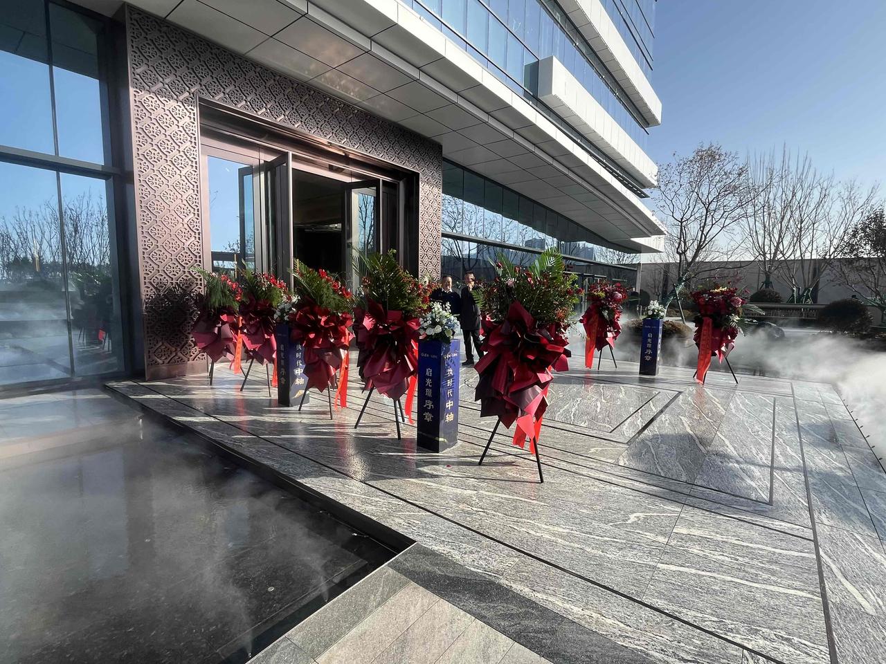 太榆又多一个纯别墅社区…
龙城大街的建投汇璟院。