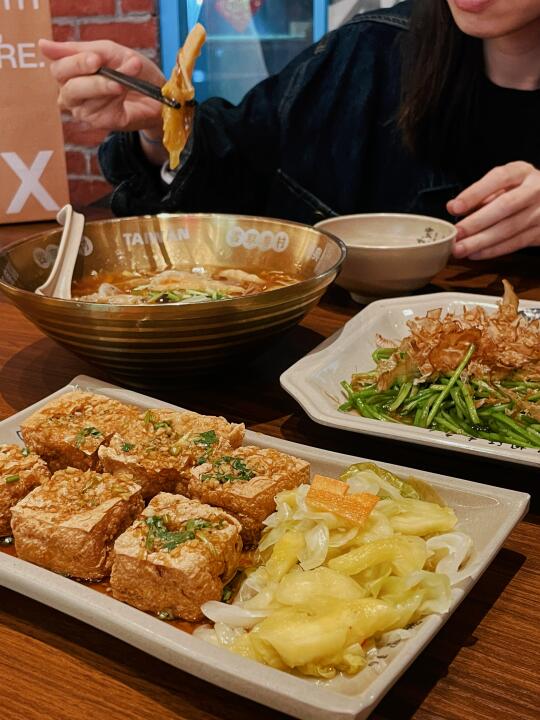 凤凰新村台湾小吃店，真的很台湾