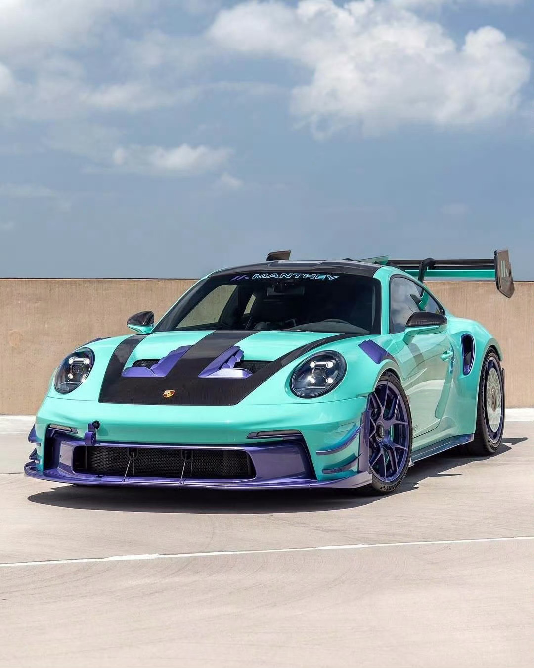 Porsche 992GT3RS Manthey Racing ​​​