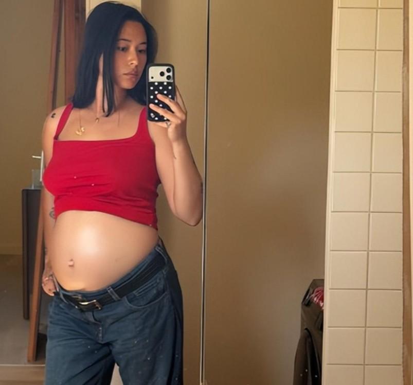 姜文说我的女儿世界第一美，原以为是吹牛，看到照片想说姜文他真的没说谎！
 
凡是