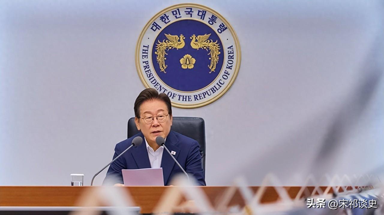 硬气还是作秀？韩国总统李在明一周内连放三炮：没有美军，我们也能自己守国门！
近日