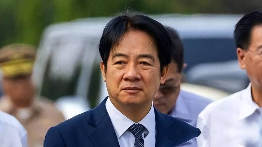 真是活久见！见过给自己壮胆的，没见过这么不择手段拉外人给自己撑腰的。就在7月9号