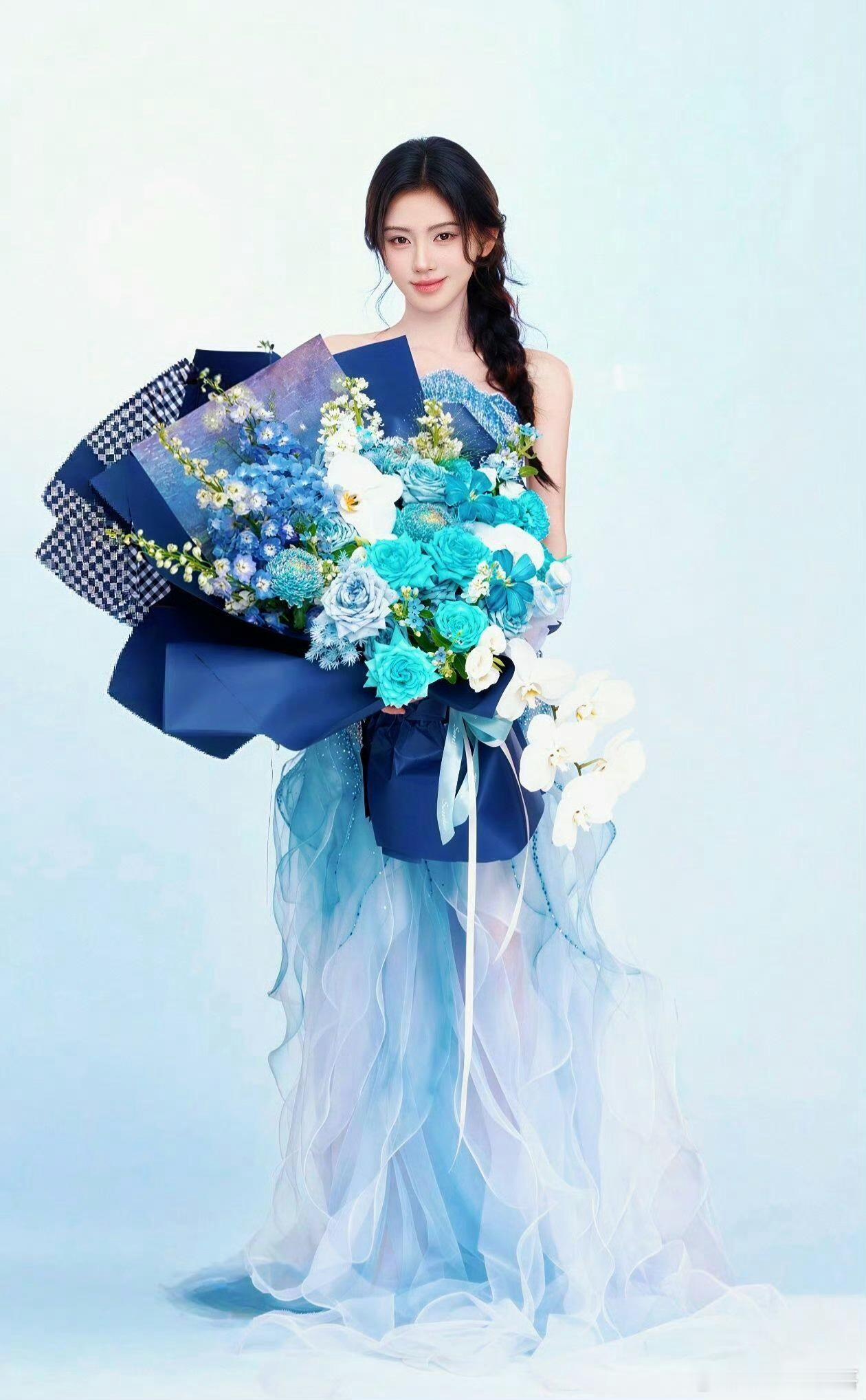 鞠婧祎  jjy鞠婧祎苏绿夏 jjy鞠婧祎万花世界 "没有什么远大抱负只希望你能