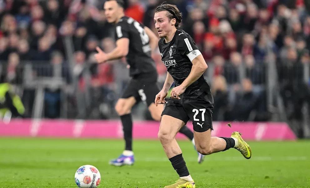 门兴中场赖茨确认转会莱比锡，转会费1800万欧元，再加上各种追加奖金条款，最多可