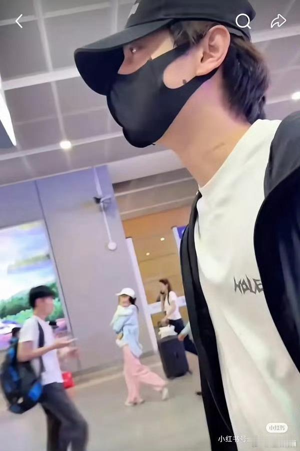 还在八呢 ​​​
